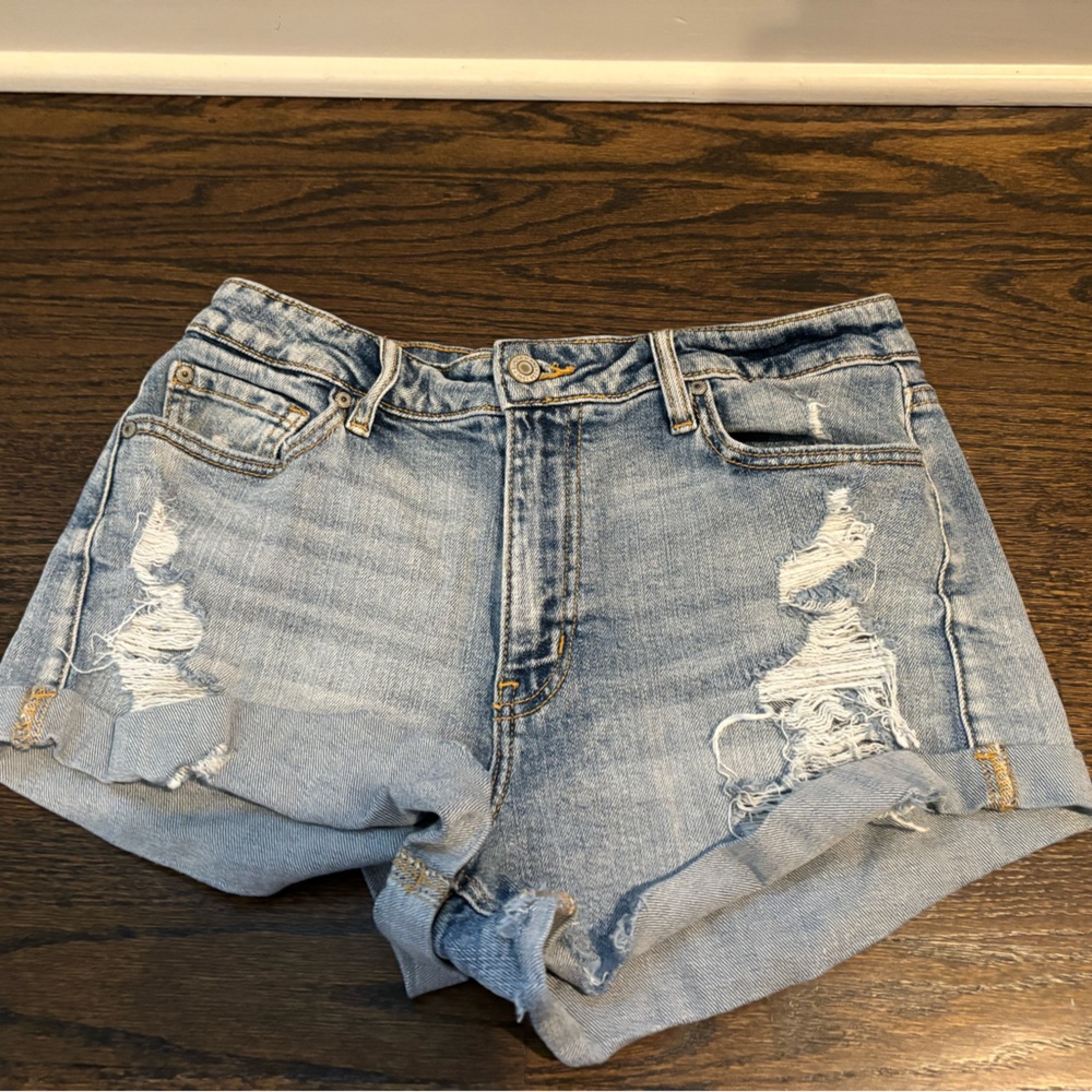 Eunina, Super cute short denim shorts, high rise with a fold at the bottom